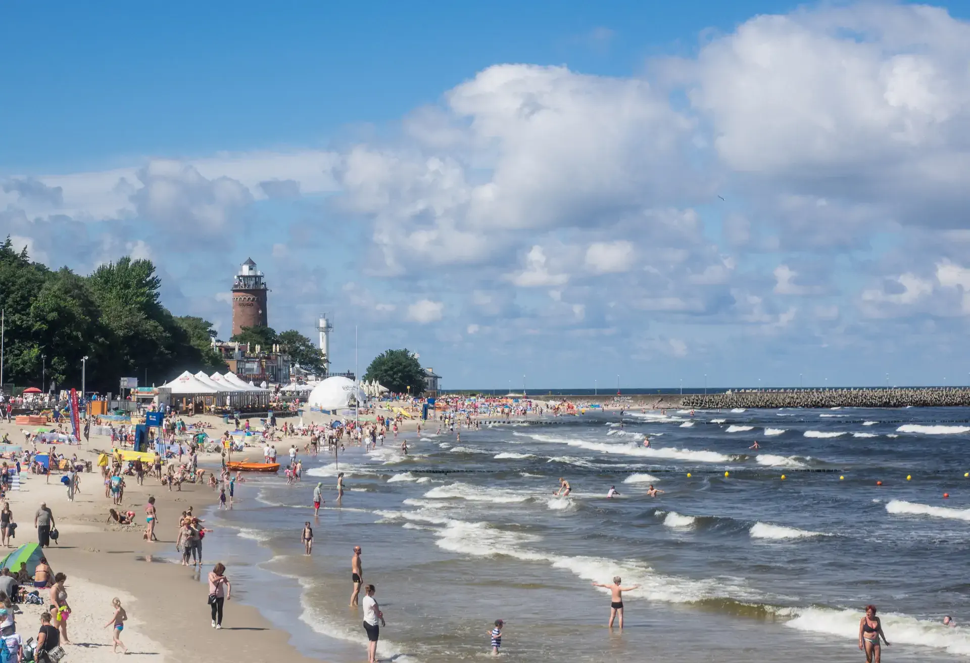 Molo w Kołobrzegu liczy 220 metrów długości