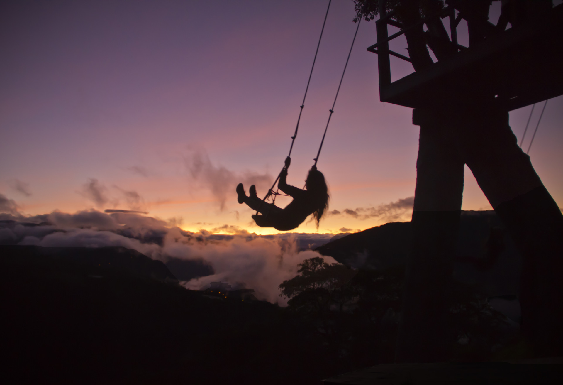 Sławna „huśtawka na końcu świata” w Baños, Ekwador – jedno z najpiękniejszych miejsc w Ameryce Południowej