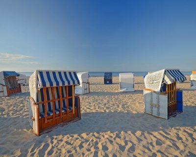 Miejscowości nad morzem: polskie wybrzeże od zachodu po wschód