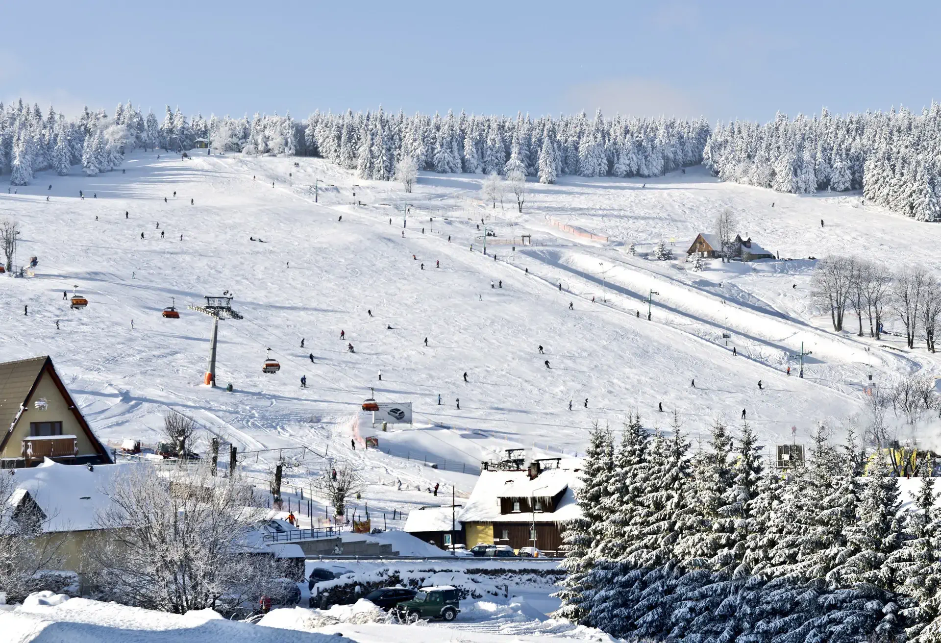 Zieleniec od lat należy do ulubionych kierunków fanów narciarstwa i snowboardu