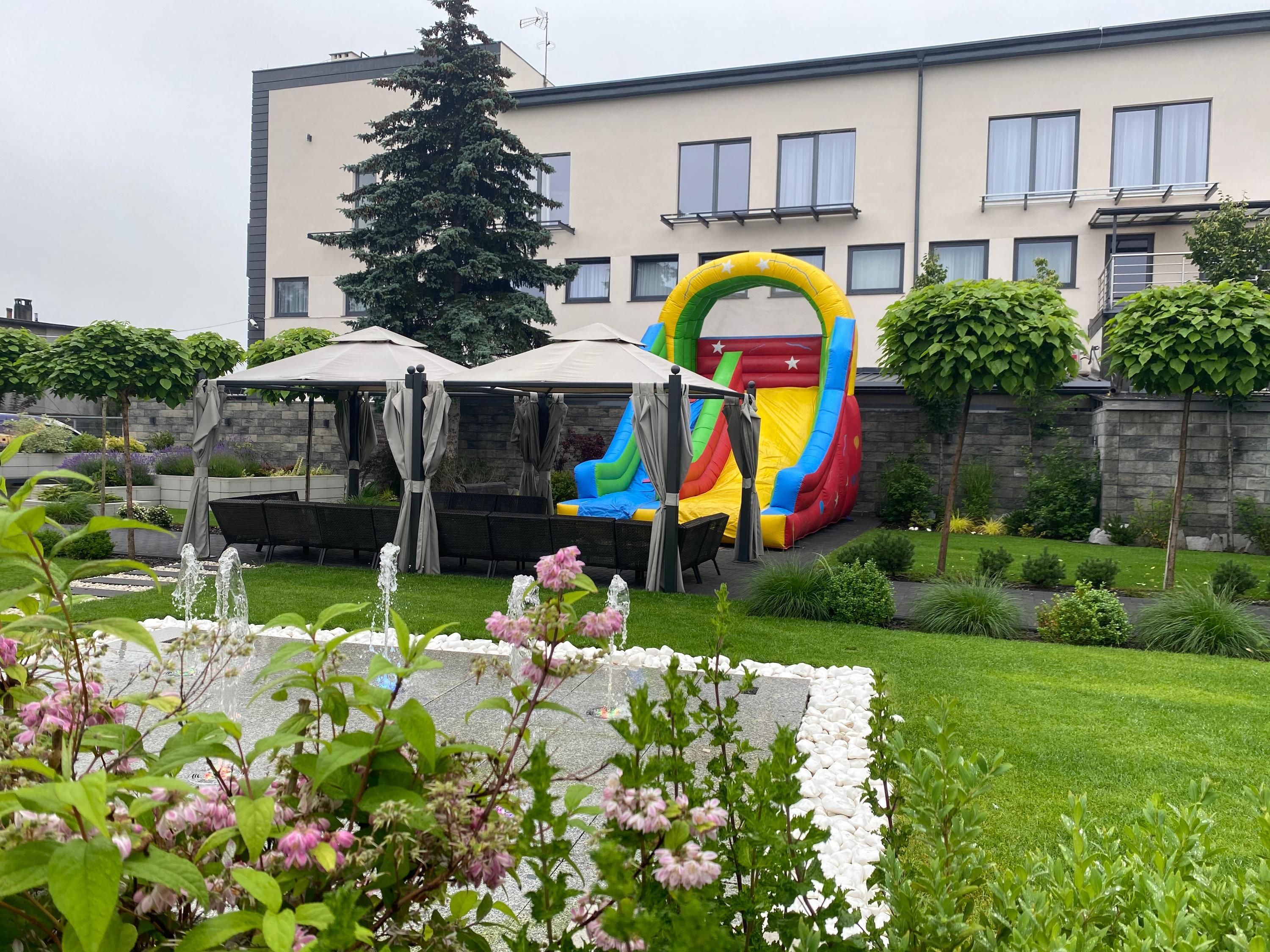 Widok na zewnątrz